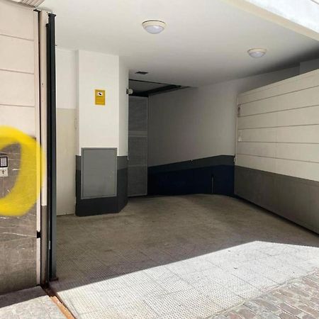 Apartamento En Casco Historico Con Terraza Comunitaria Y Parking Opcional グラナダ エクステリア 写真