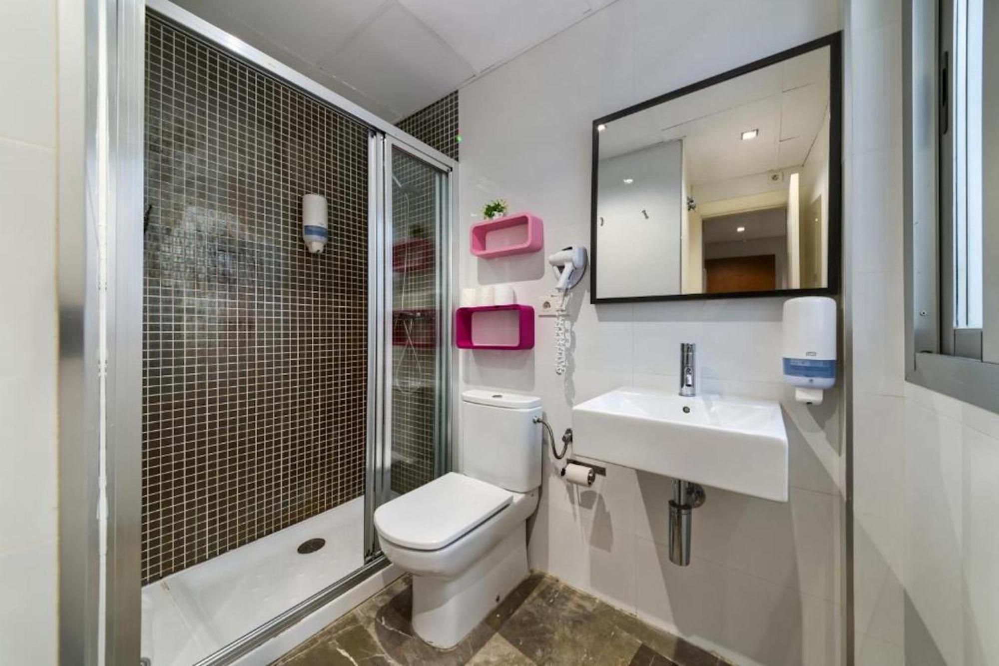 Apartamento En Casco Historico Con Terraza Comunitaria Y Parking Opcional グラナダ エクステリア 写真