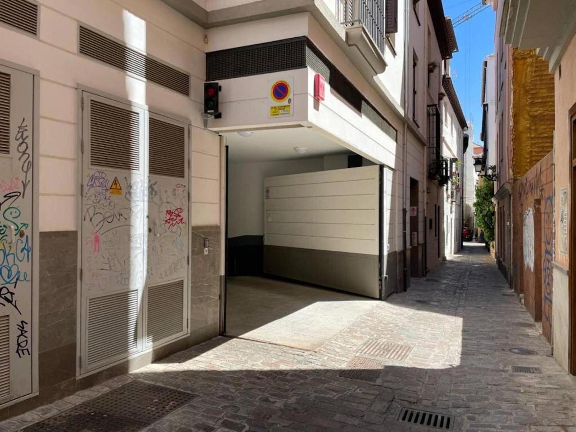 Apartamento En Casco Historico Con Terraza Comunitaria Y Parking Opcional グラナダ エクステリア 写真