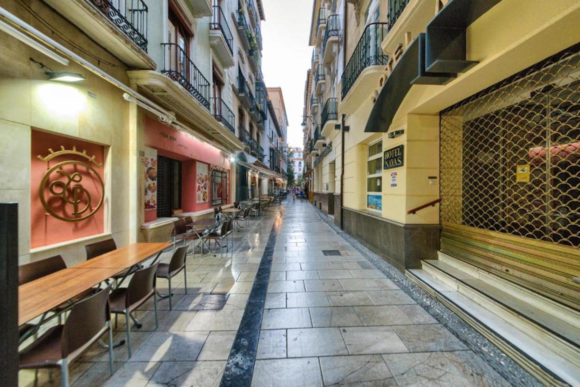 Apartamento En Casco Historico Con Terraza Comunitaria Y Parking Opcional グラナダ エクステリア 写真